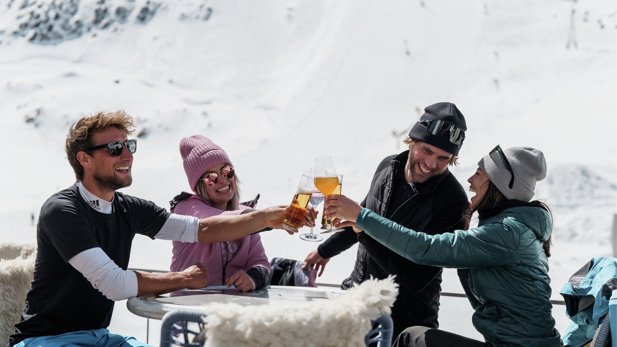 Willkommen in deinem Hotel im Skigebiet Sölden
