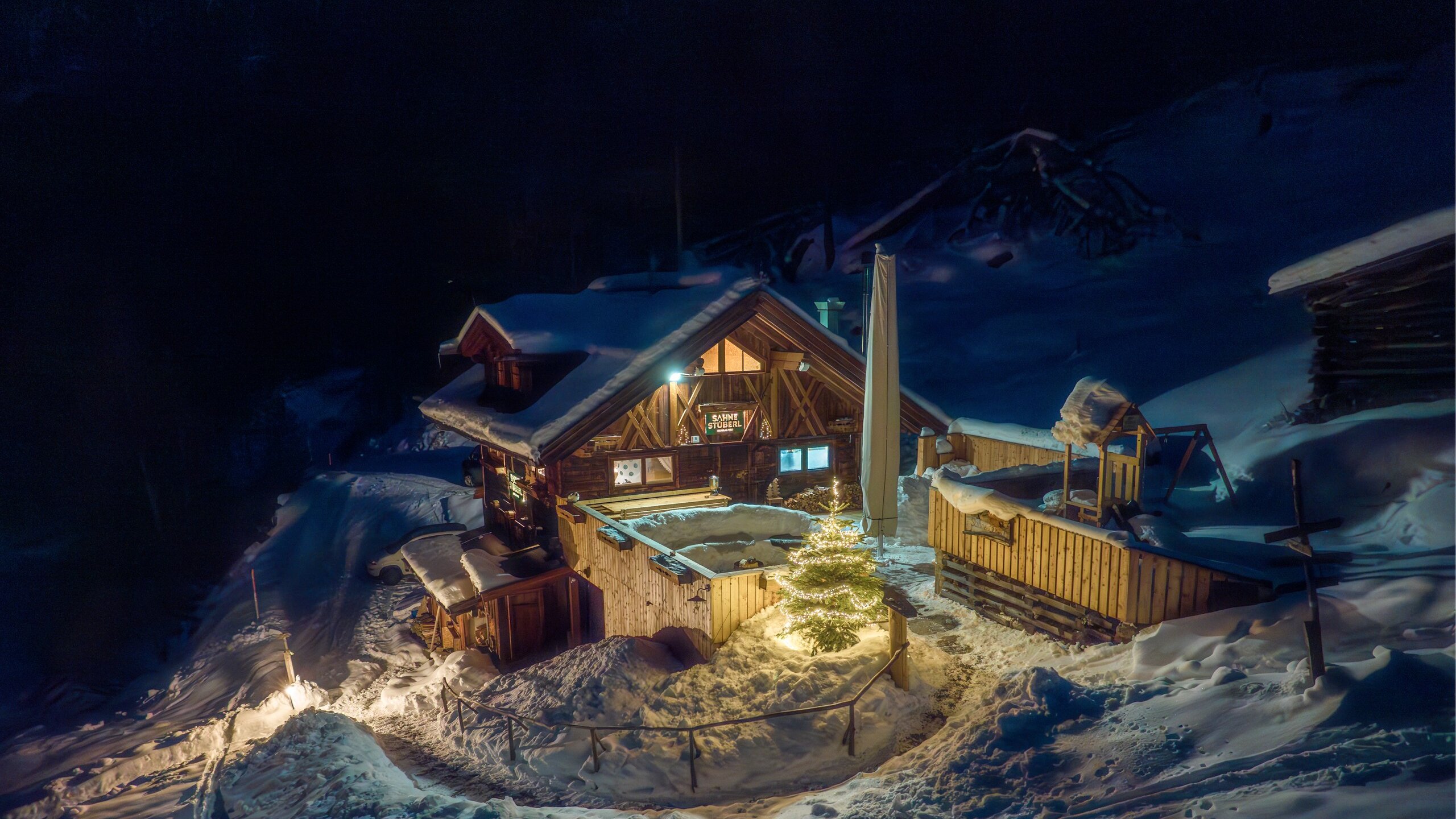 Visit our Alpine hut in Sölden for traditional cuisine