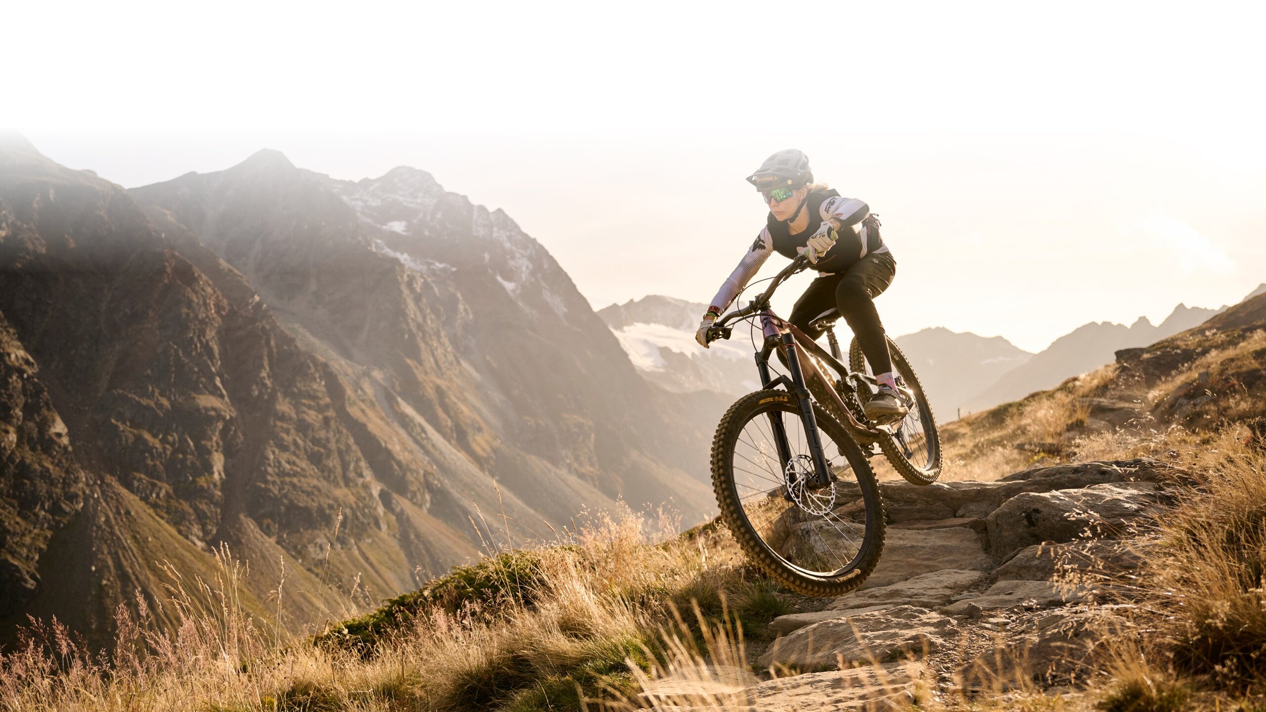 Summer at the bike hotel Sölden offers a lot of variety