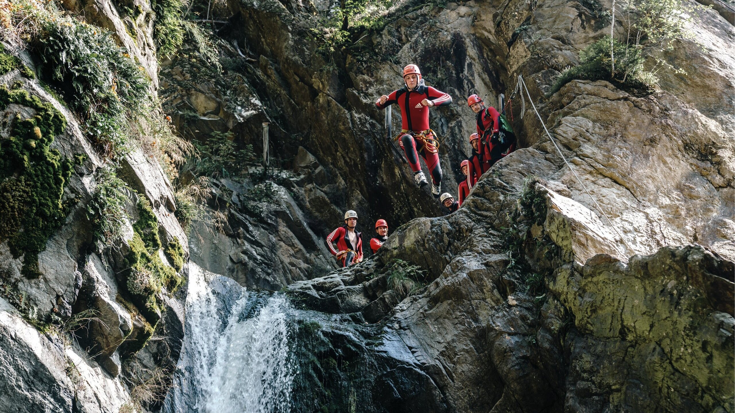 Action pur beim Rafting und Canyoning im Ötztal 