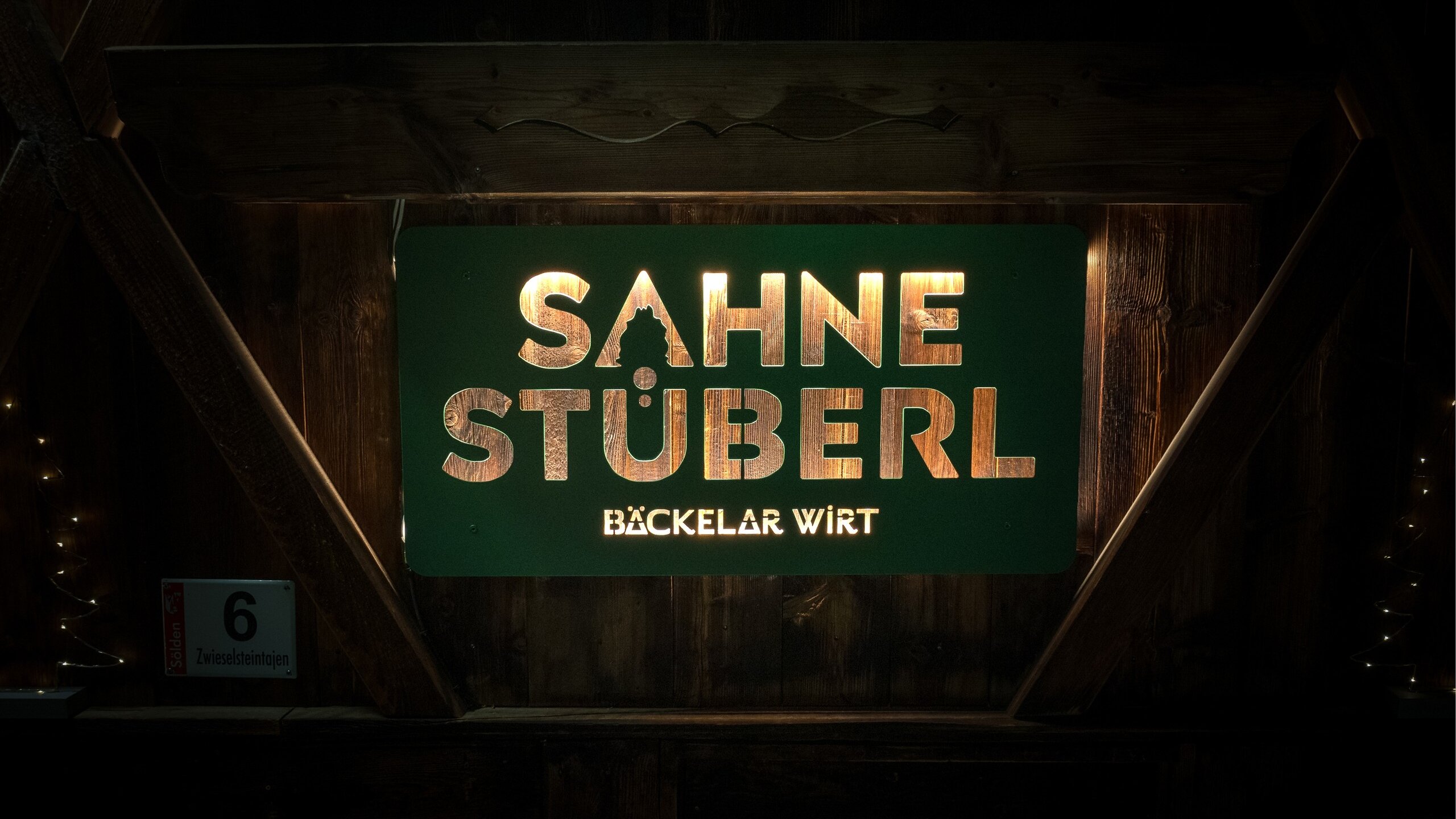 Visit our Alpine hut in Sölden for traditional cuisine