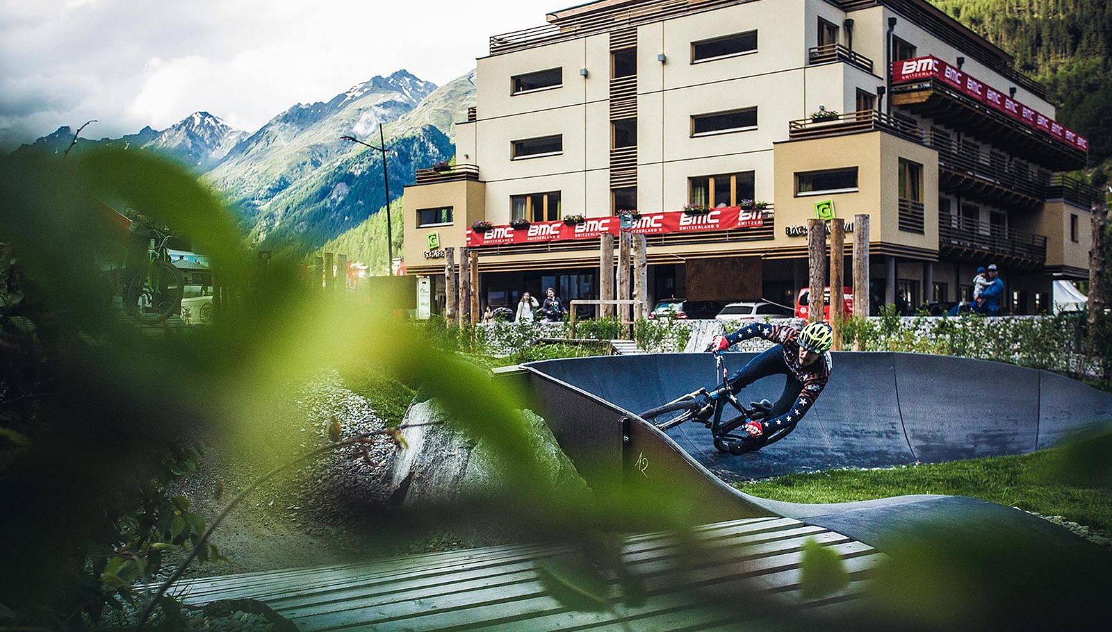 Heiße Jumps und geschmeidige Runs inmitten von Sölden