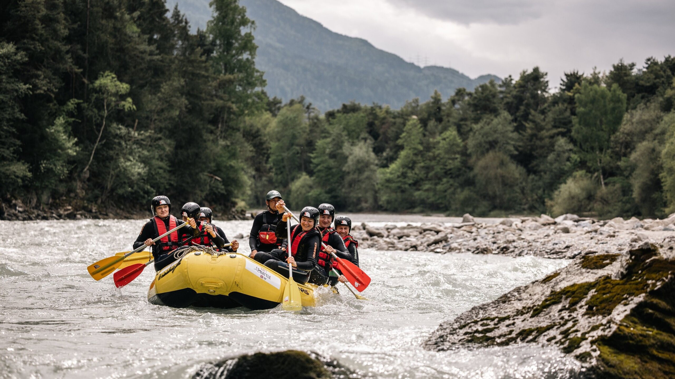 Action pur beim Rafting und Canyoning im Ötztal 